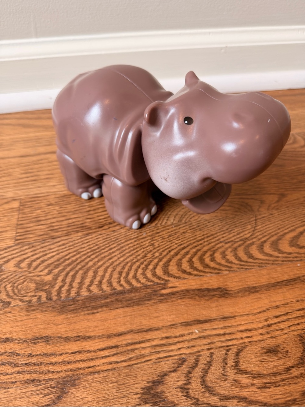 Fisher Price Little People Large Hippo Makes Noise with Sounds
